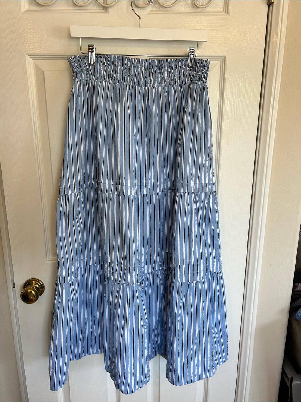 Quince 100% Organic Cotton Poplin Tiered Maxi Skirt | Size L | Blue White Stripe - Picture 6 of 8